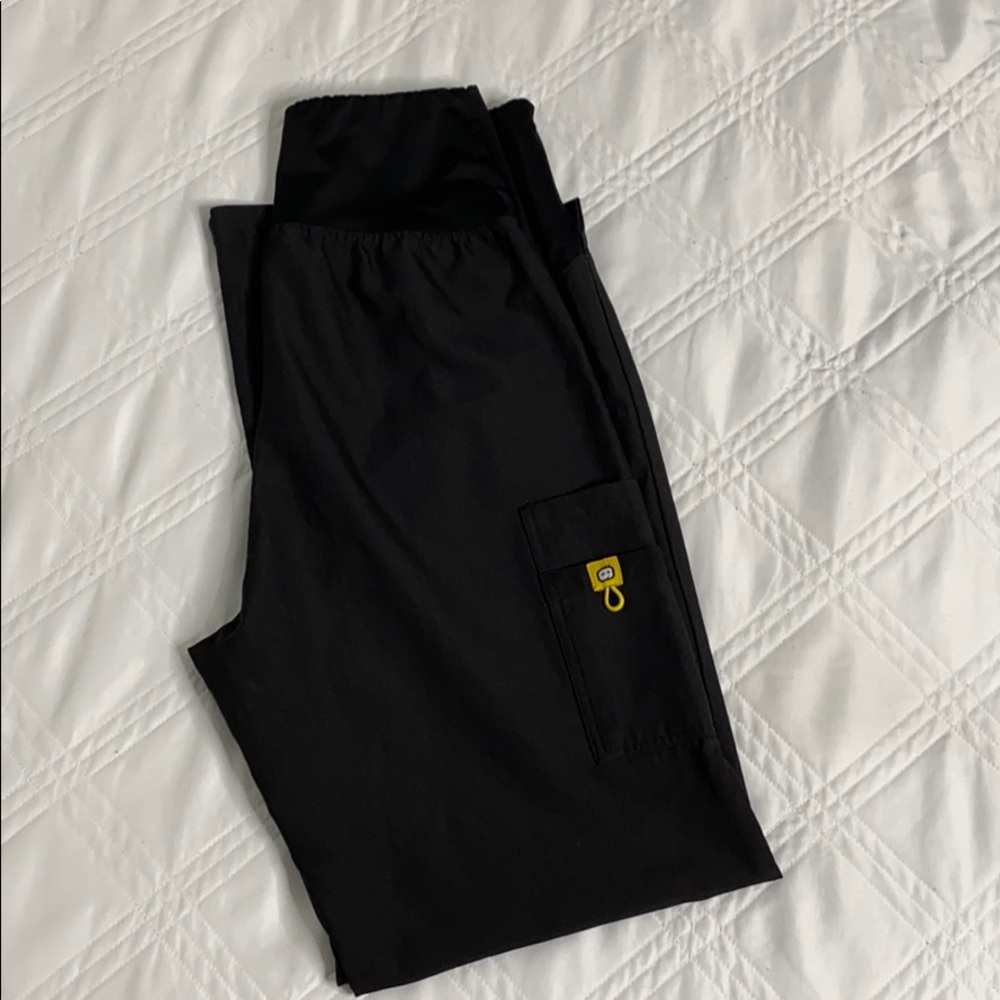 Maternity scrubs pants